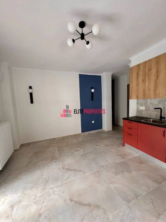 ΣΑΛΟΚΟΥΖΙΝΑ