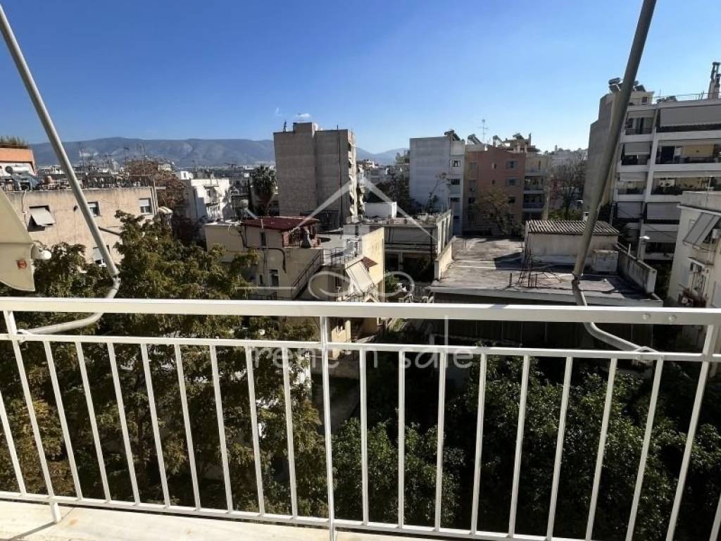 Θέα από μπαλκόνι