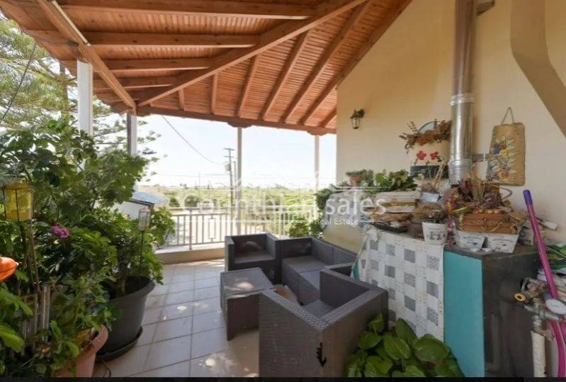 Θέα από μπαλκόνι