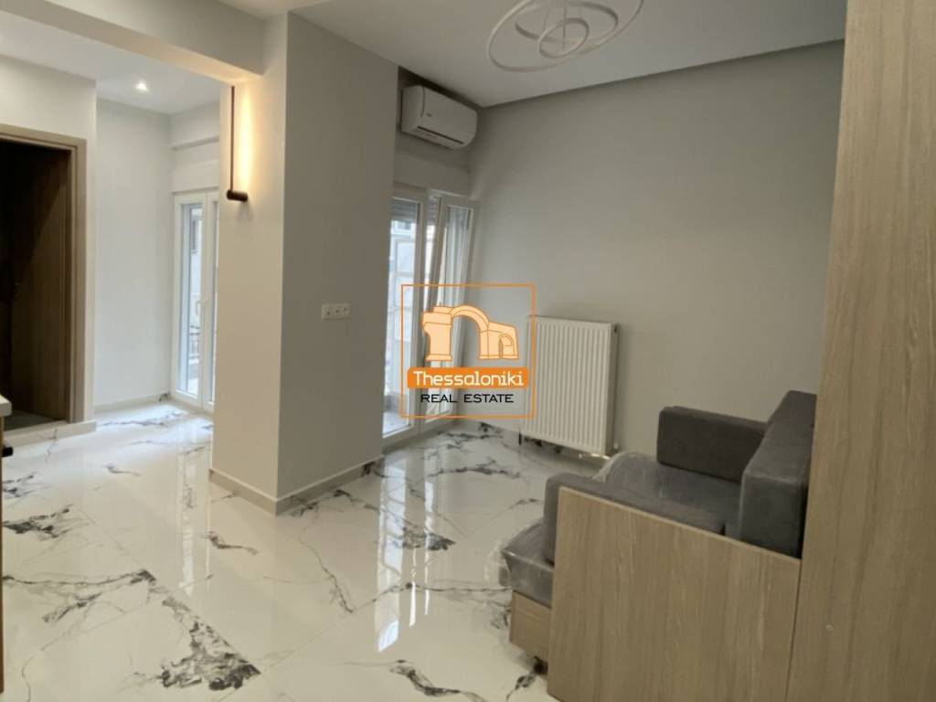 Καμάρα, Στούντιο, 30 τ.μ.