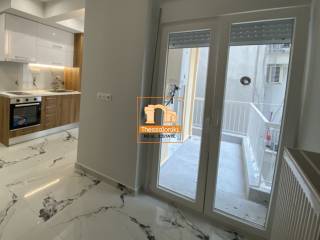 Καμάρα, Στούντιο, 30 τ.μ.