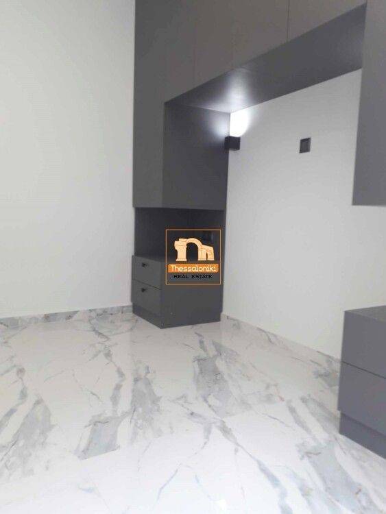 Γαλλικό Ινστιτούτο, Γκαρσονιέρα, 35 τ.μ.