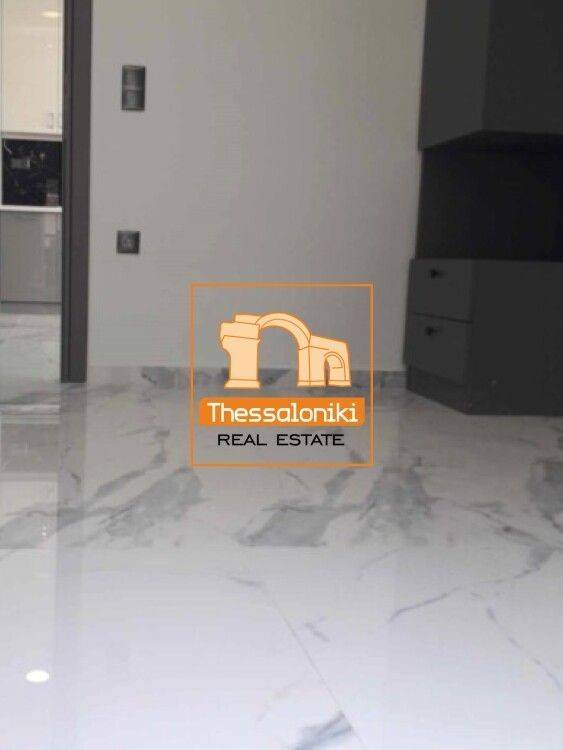 Γαλλικό Ινστιτούτο, Γκαρσονιέρα, 35 τ.μ.