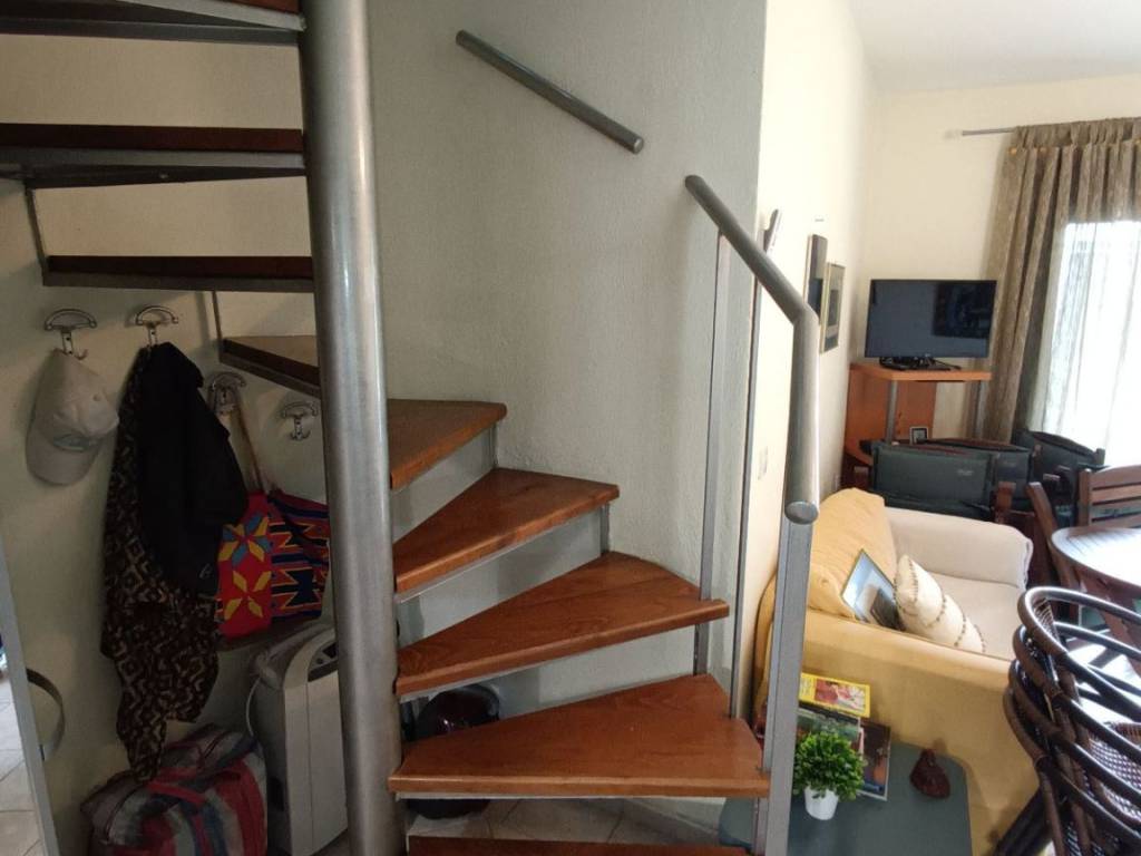 ANYPLACE ΜΕΣΙΤΙΚΕΣ ΥΠΗΡΕΣΙΕΣ