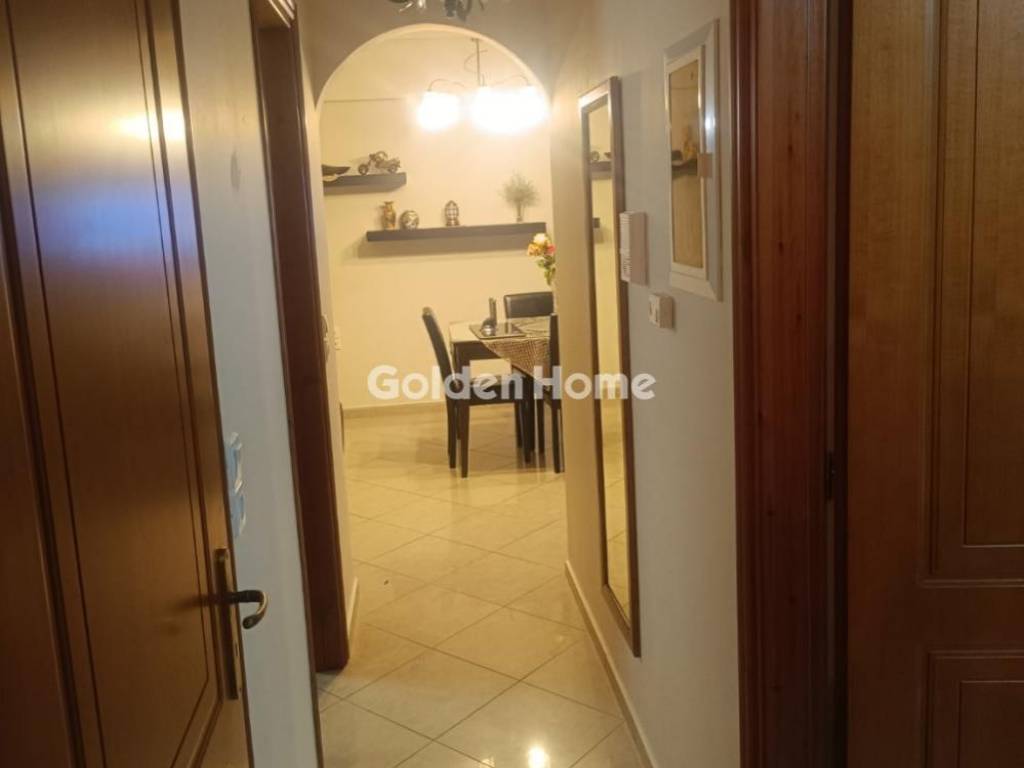 Χολ - Διάδρομος