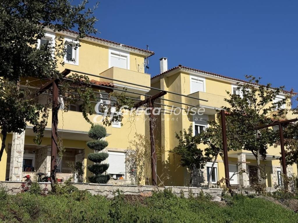 Συγκρότημα κατοικιών προς πώληση Βόρεια Εύβοια