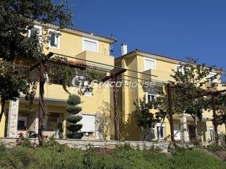 Συγκρότημα κατοικιών προς πώληση Βόρεια Εύβοια