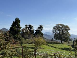 Συγκρότημα κατοικιών προς πώληση Βόρεια Εύβοια