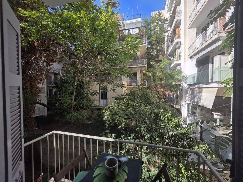 Θέα από μπαλκόνι