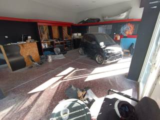 ANYPLACE MESITIKES YPERESIES