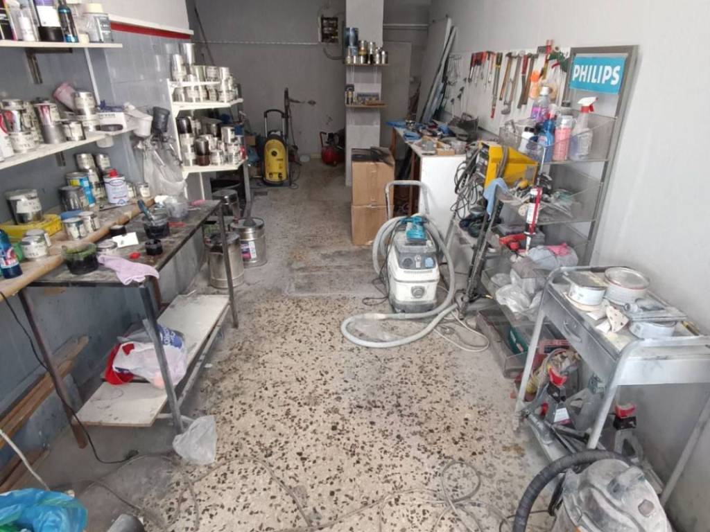 ANYPLACE MESITIKES YPERESIES