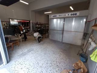 ANYPLACE MESITIKES YPERESIES