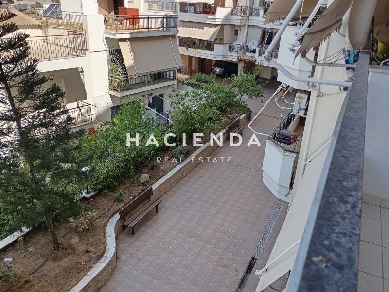 Θέα από μπαλκόνι