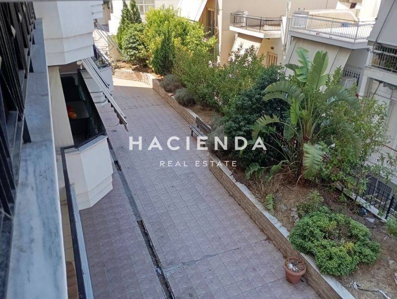 Θέα από μπαλκόνι