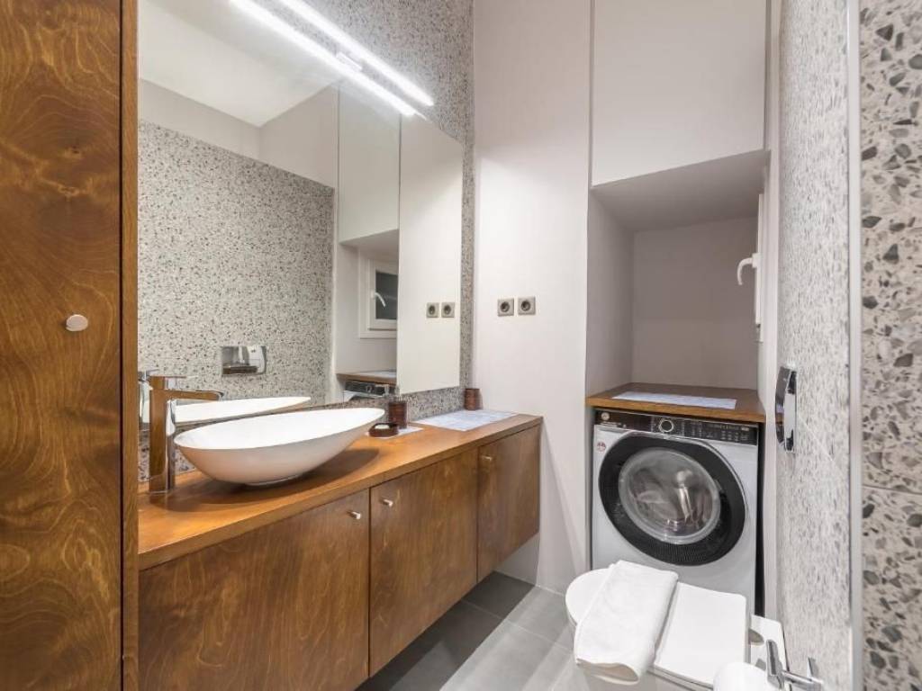 Dressing Table and washing machine