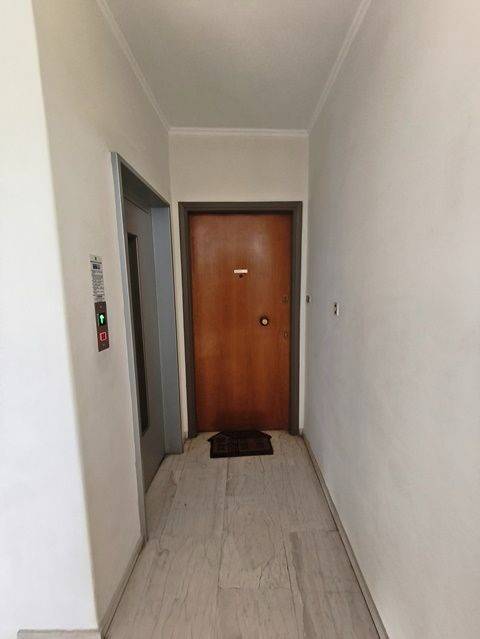 πορτα διαμερισματος