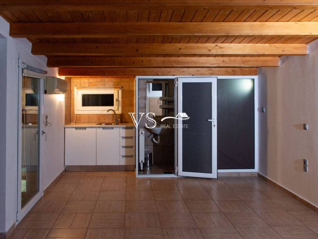 Σαλοκουζίνα