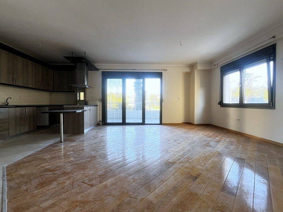 Καθιστικό και κουζίνα.