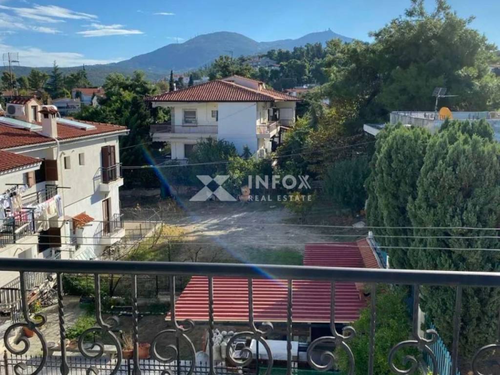 Θέα από μπαλκόνι