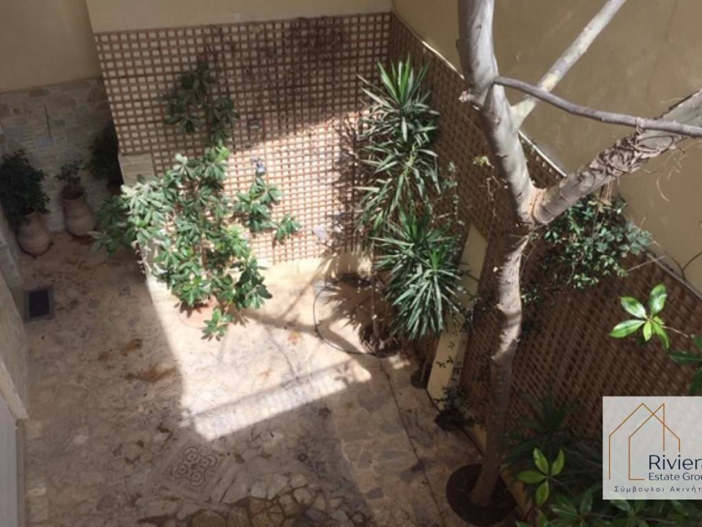 Εσωτερικοι χώροι