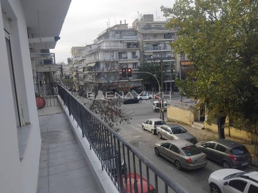 Θέα από μπαλκόνι