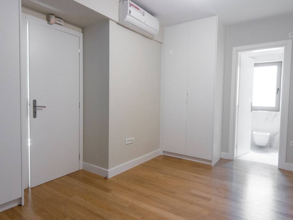 Υπνοδωμάτιο με ιδιωτικό μπάνιο