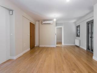 Σαλόνι-πόρτα ασφαλείας, air condition