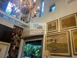 LIVING ROOM - 1ST FLOOR