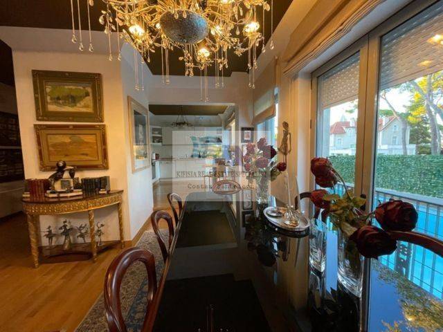 DINING AREA - KITCHEN