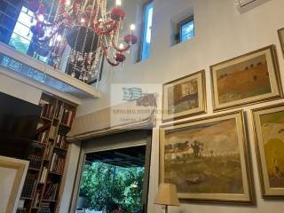 LIVING ROOM - 1ST FLOOR