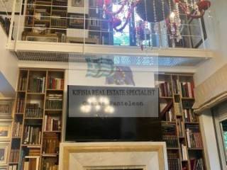 LIVING ROOM - 1ST FLOOR