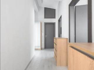 Forumland Real Estate, Διάδρομος