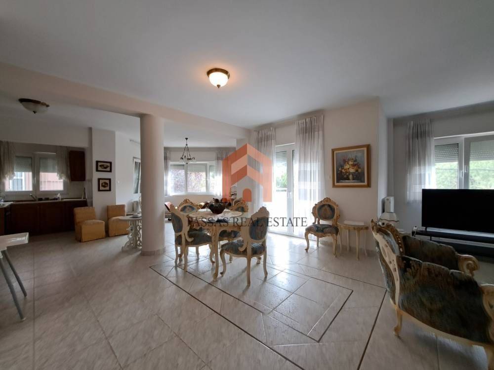 Σαλοκουζίνα