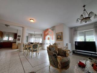 Σαλοκουζίνα