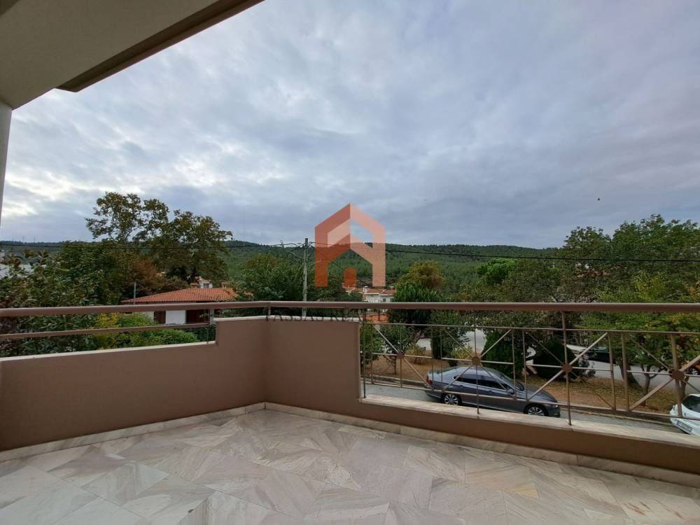 Θέα απο μπαλκόνι