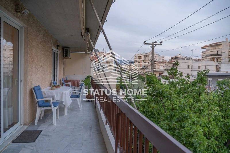 Θέα από μπαλκόνι