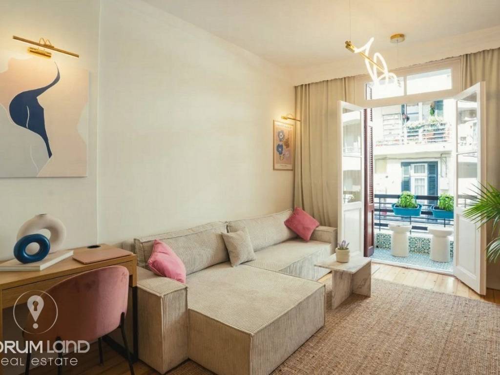 Forumland Real Estate, Καθιστικό