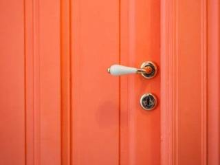 Forumland Real Estate, Πόρτα