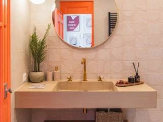 Forumland Real Estate, Μπάνιο