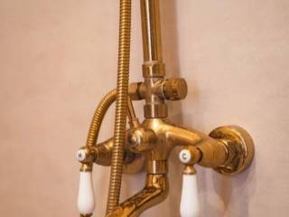 Forumland Real Estate, Μπάνιο