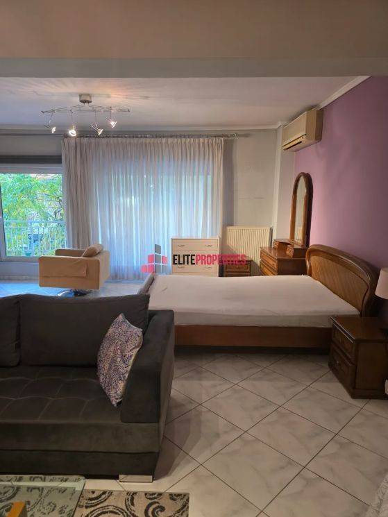 ΣΑΛΟΝΙ-ΔΩΜΑΤΙΟ