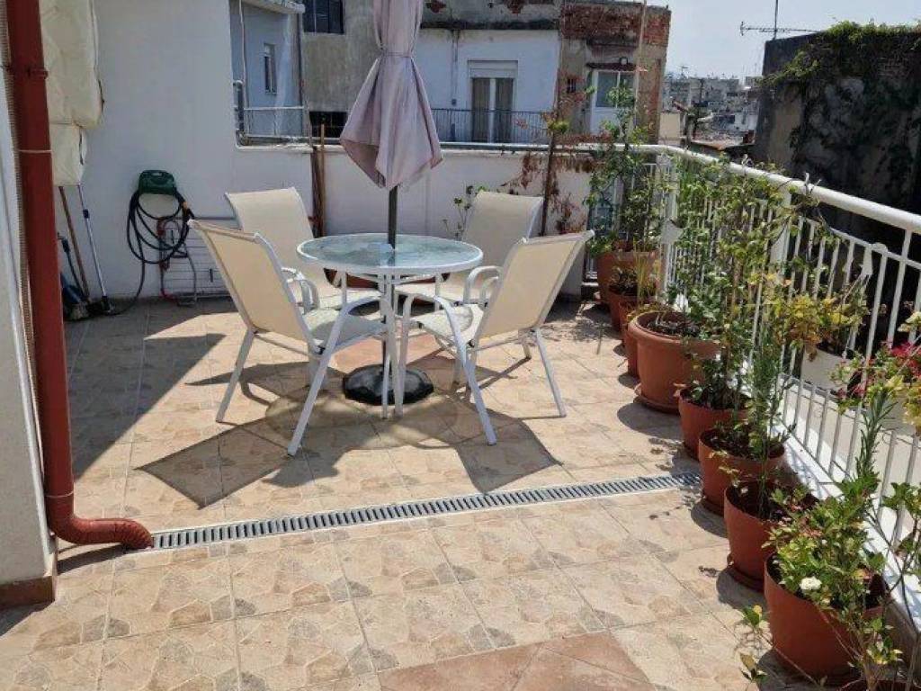 Forumland Real Estate, Βεράντες