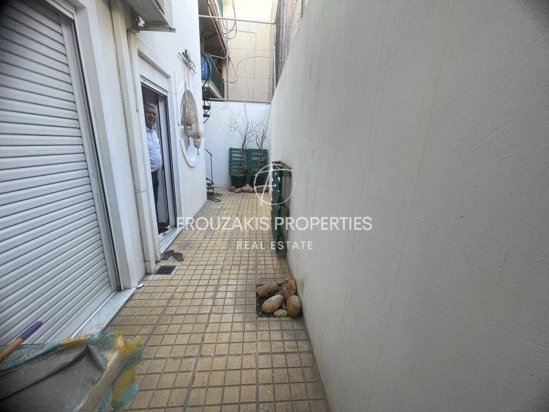 Θέα από μπαλκόνι