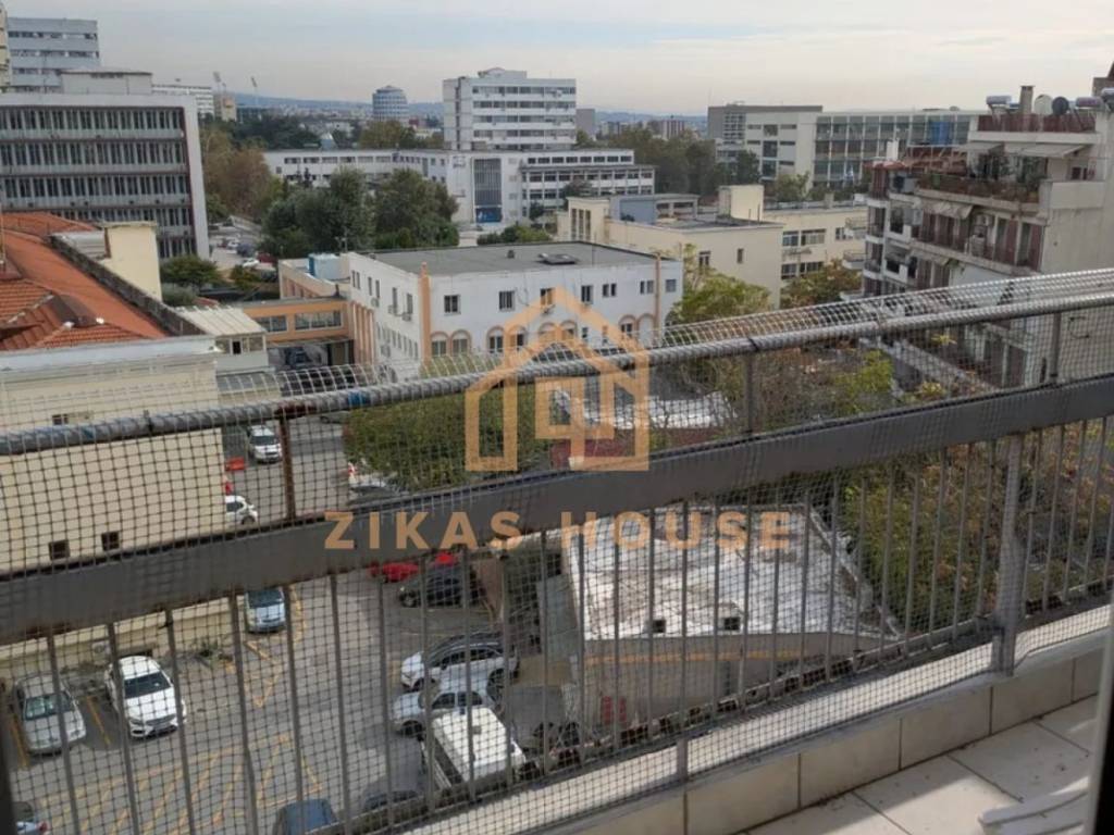 Θέα από μπαλκόνι