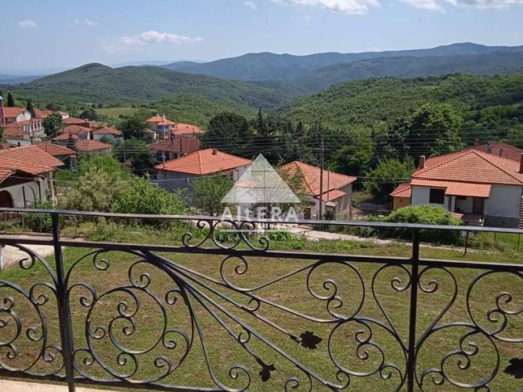 Θέα από μπαλκόνι