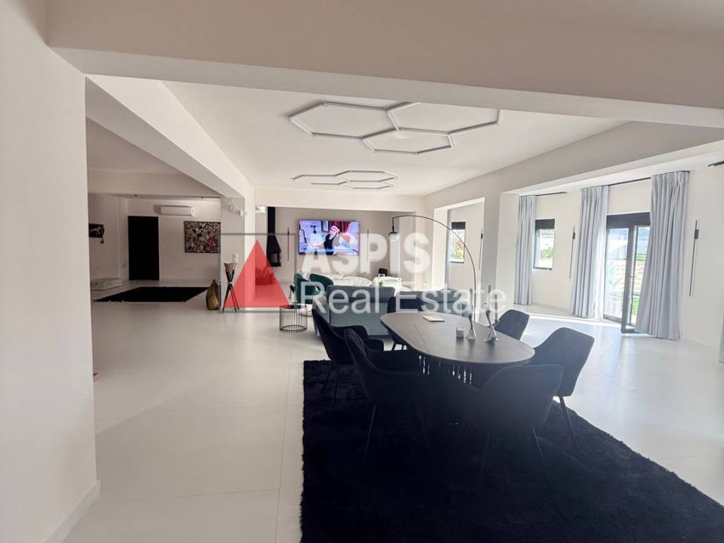 Εσωτερικοι χώροι