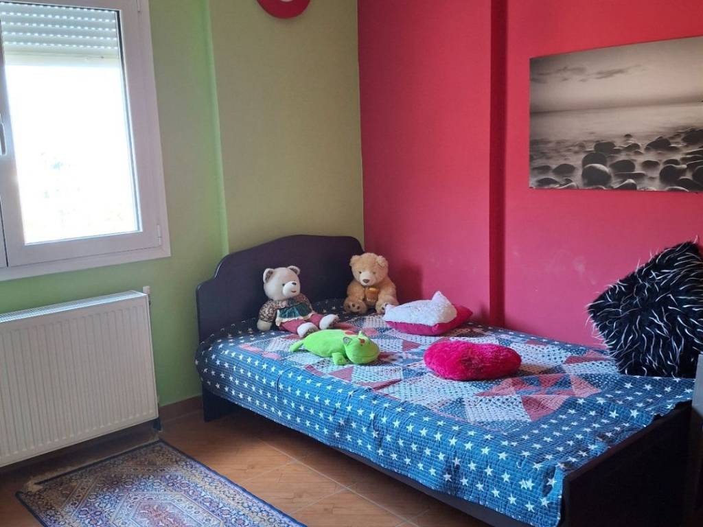 γ} κρεβατοκαμαρα