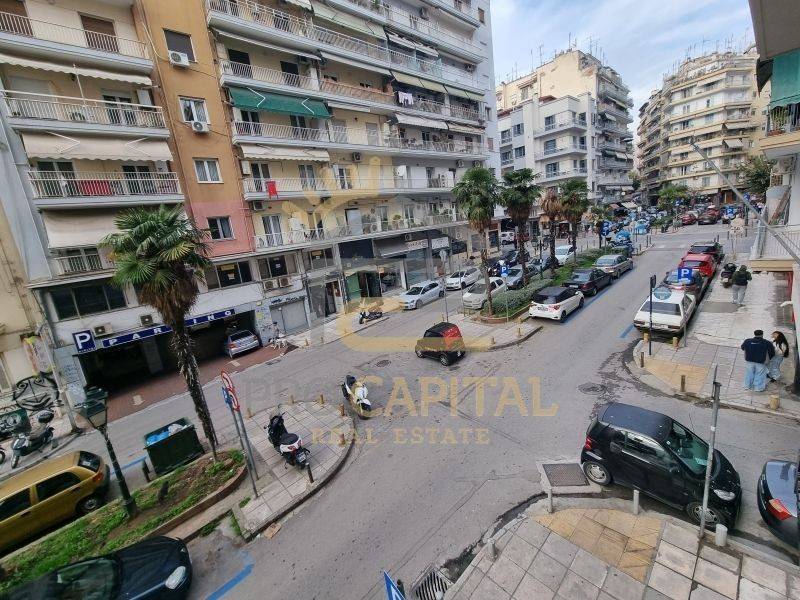 Θέα από μπαλκόνι