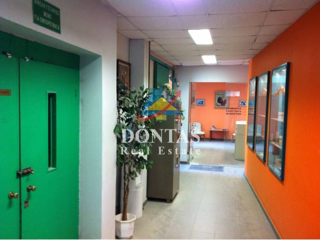 Εσωτερικοι χώροι