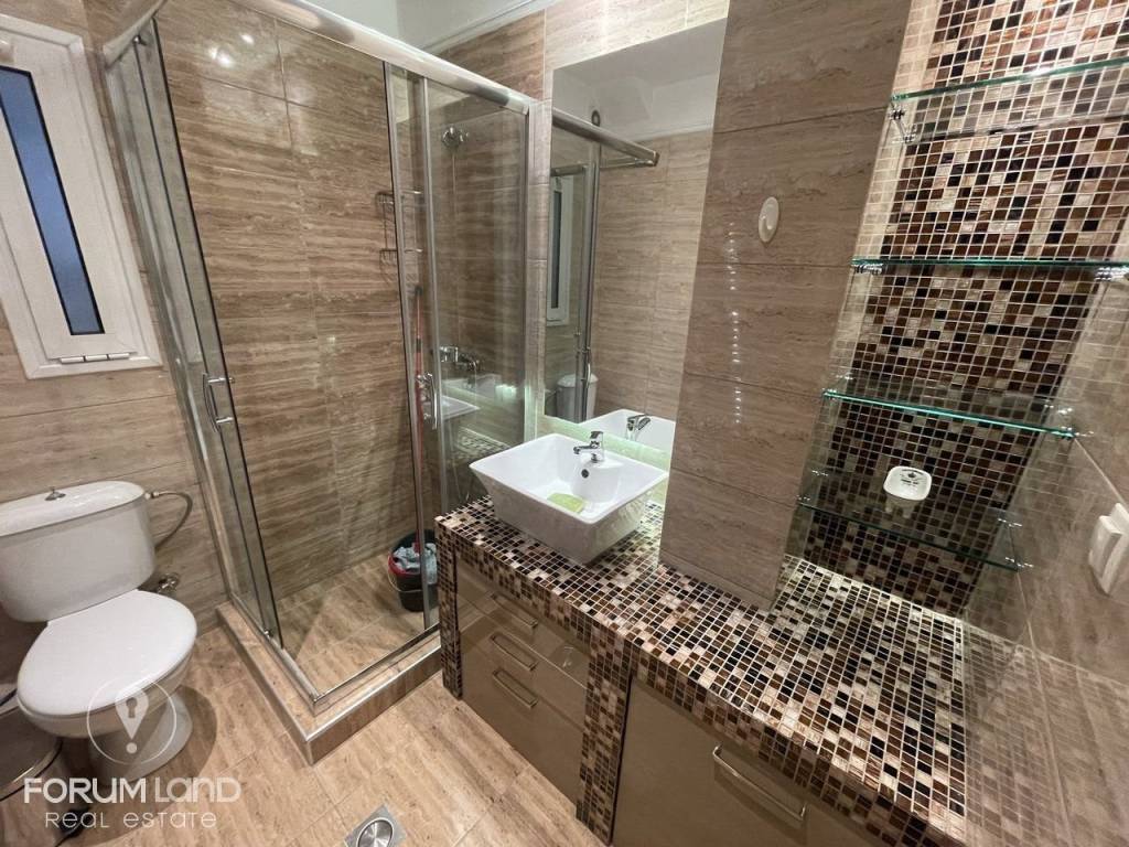 Forumland Real Estate, Μπάνιο με μπανιέρα